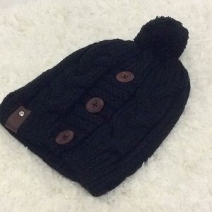 Black Cable Knit Hat